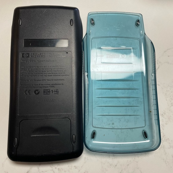 Hewlett Packard HP 39G Graphing Calculator w/Cover Tested & Working - Picture 2 of 4